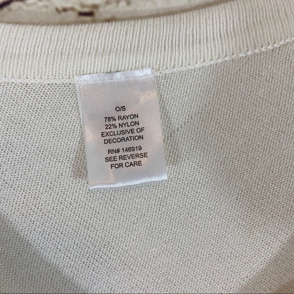 White Rose embroidery shall poncho one size - Picture 3 of 7